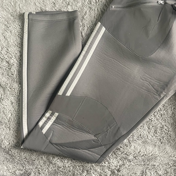 Fleece Adidas Sweatpants ((Reflective)) - Picture 6 of 6